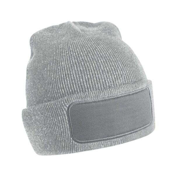 Beanie mit individuellem Stick