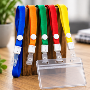 Transparente Ausweishülle mit Lanyard in fünf Farben – Gelb, Rot, Grün, Orange und Blau